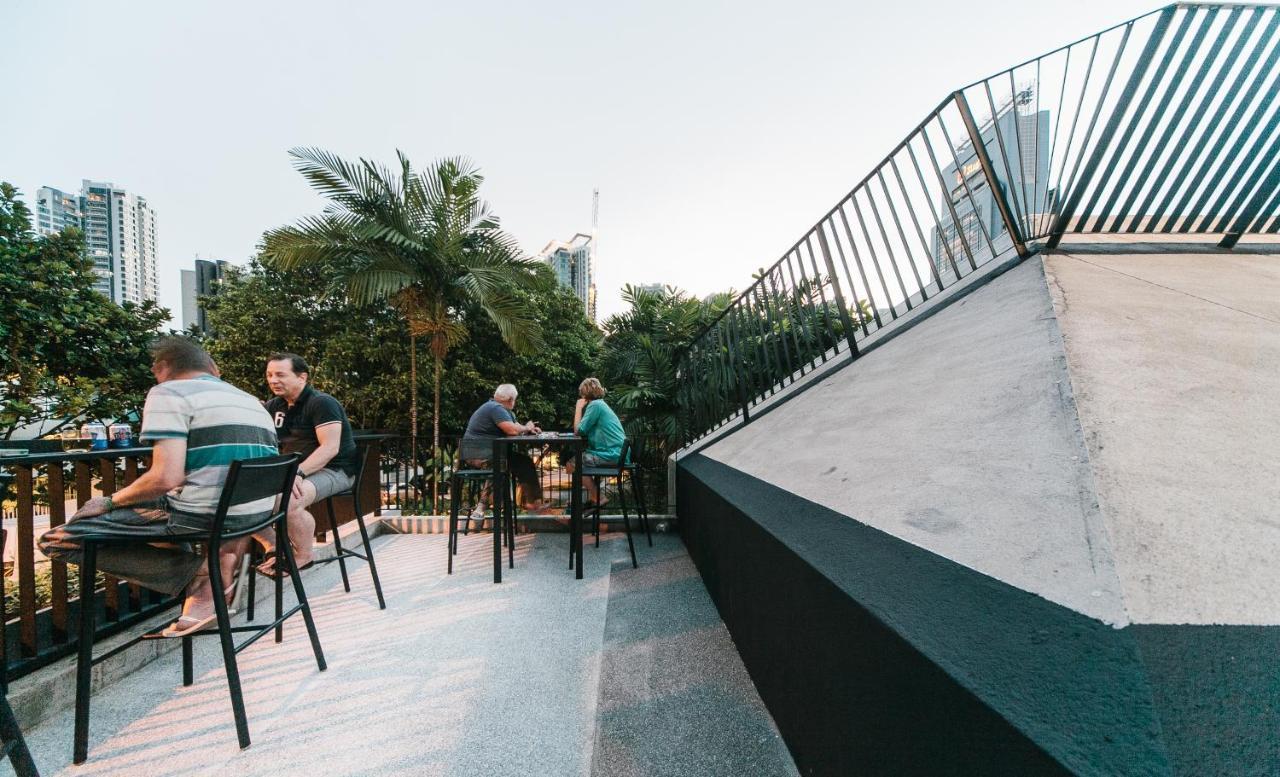 Lloyd's Khách sạn