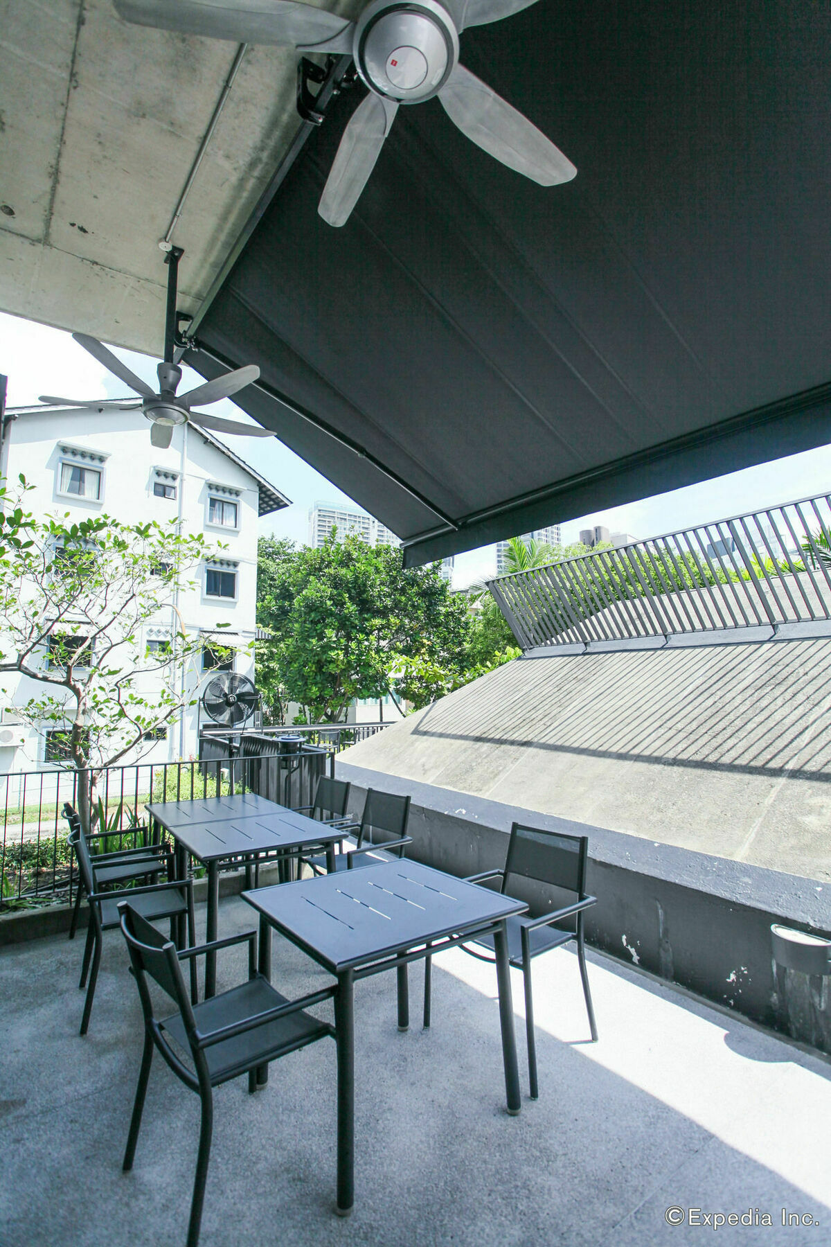 Lloyd's Khách sạn